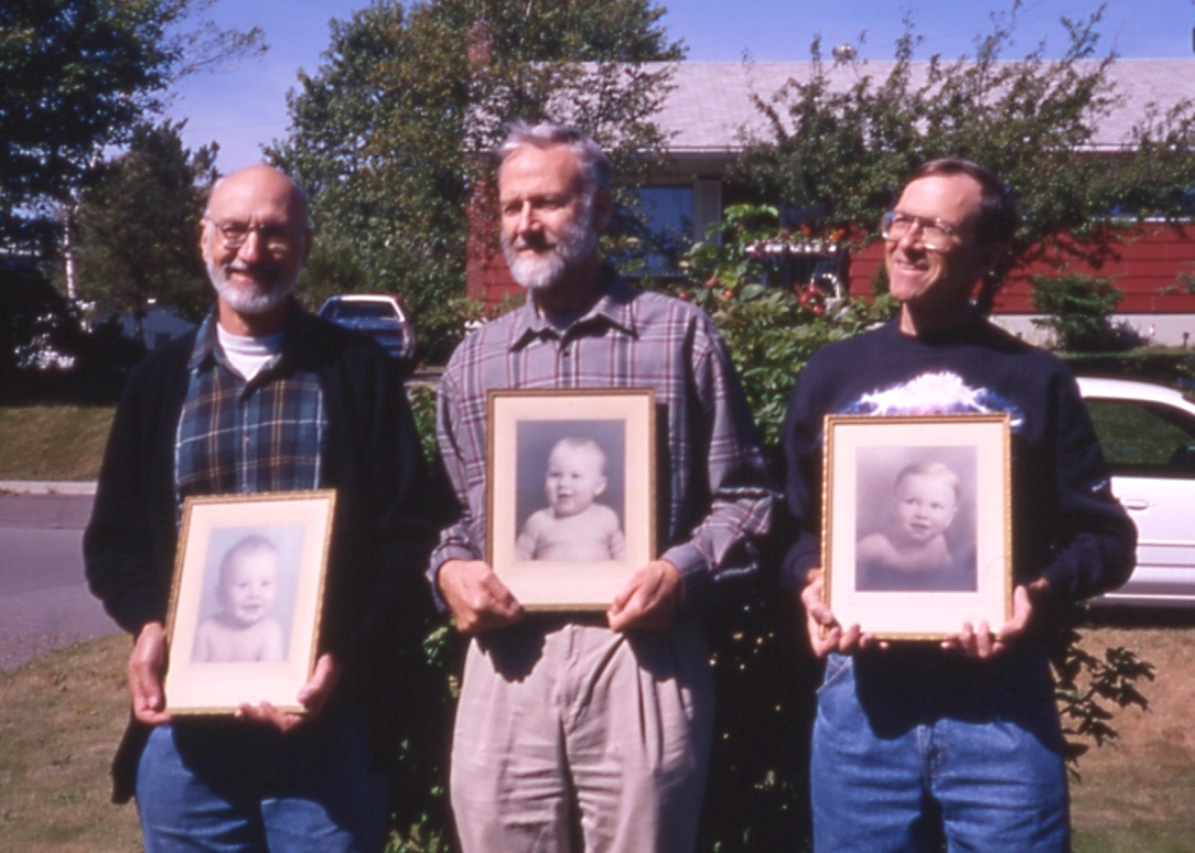 DickHarrison_1995 09 #003 Evans, Bill, Dick with Baby Pictures(1)