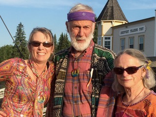 Fay 1- Wille and Anne 70s Hippie Cruise w_Marisa Fay 2015