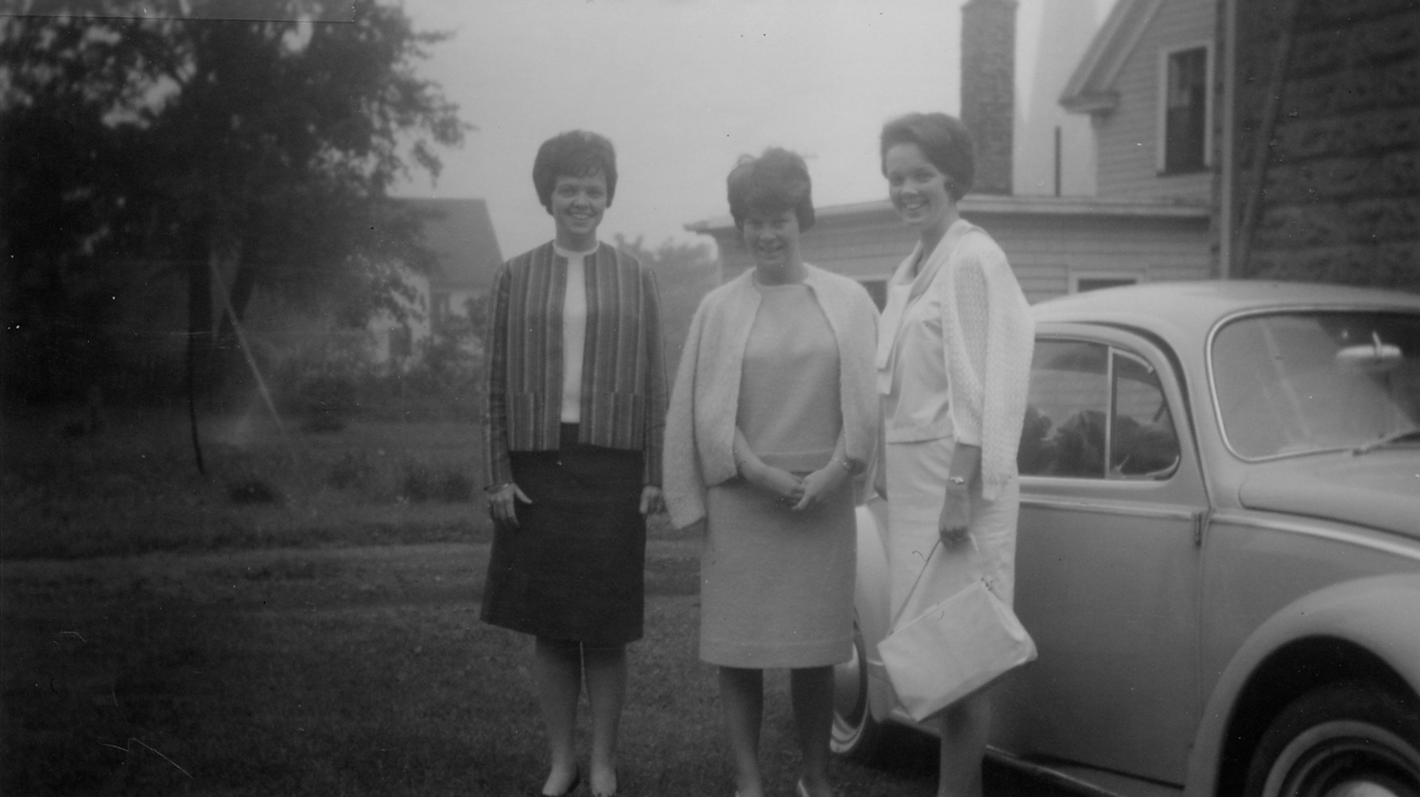 1966 06 #018.5 Faye, Unknown, Sue