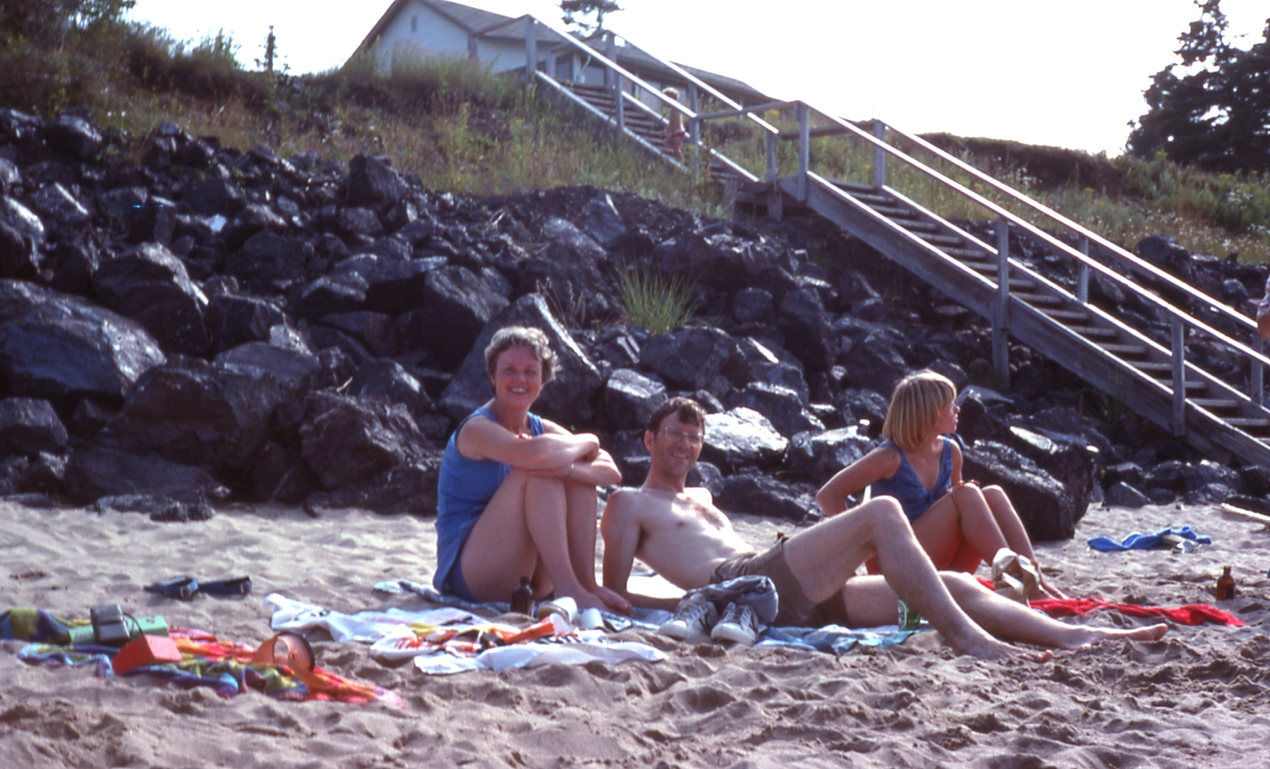 1978 07 #005 Sue, Dick, Sue