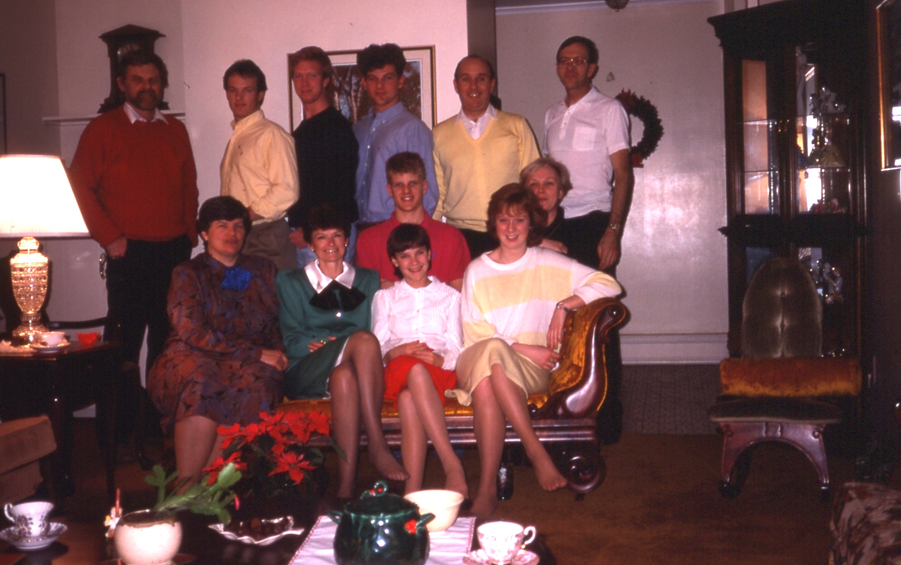 1987 12 #007 Harrisons, Capsons, Steens - Christmas