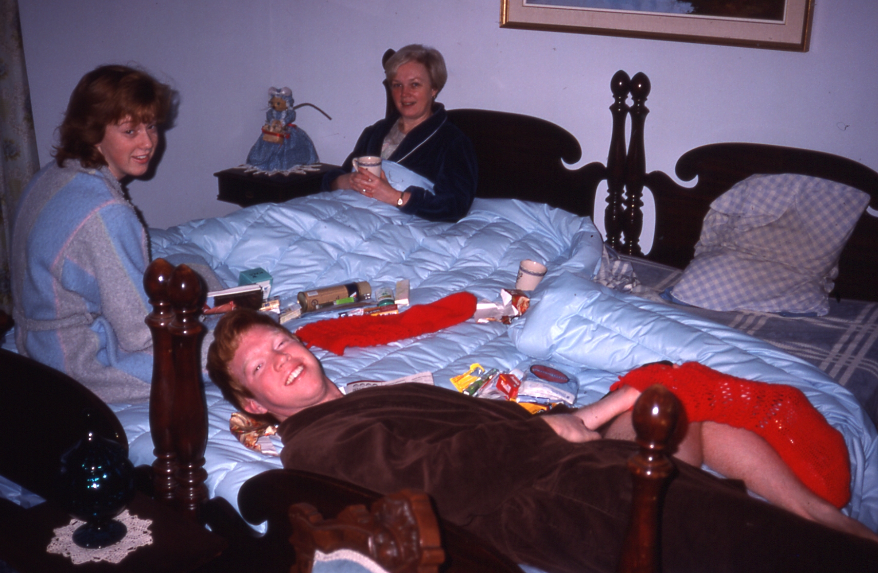 1987 12 #008 Christmas Stockings