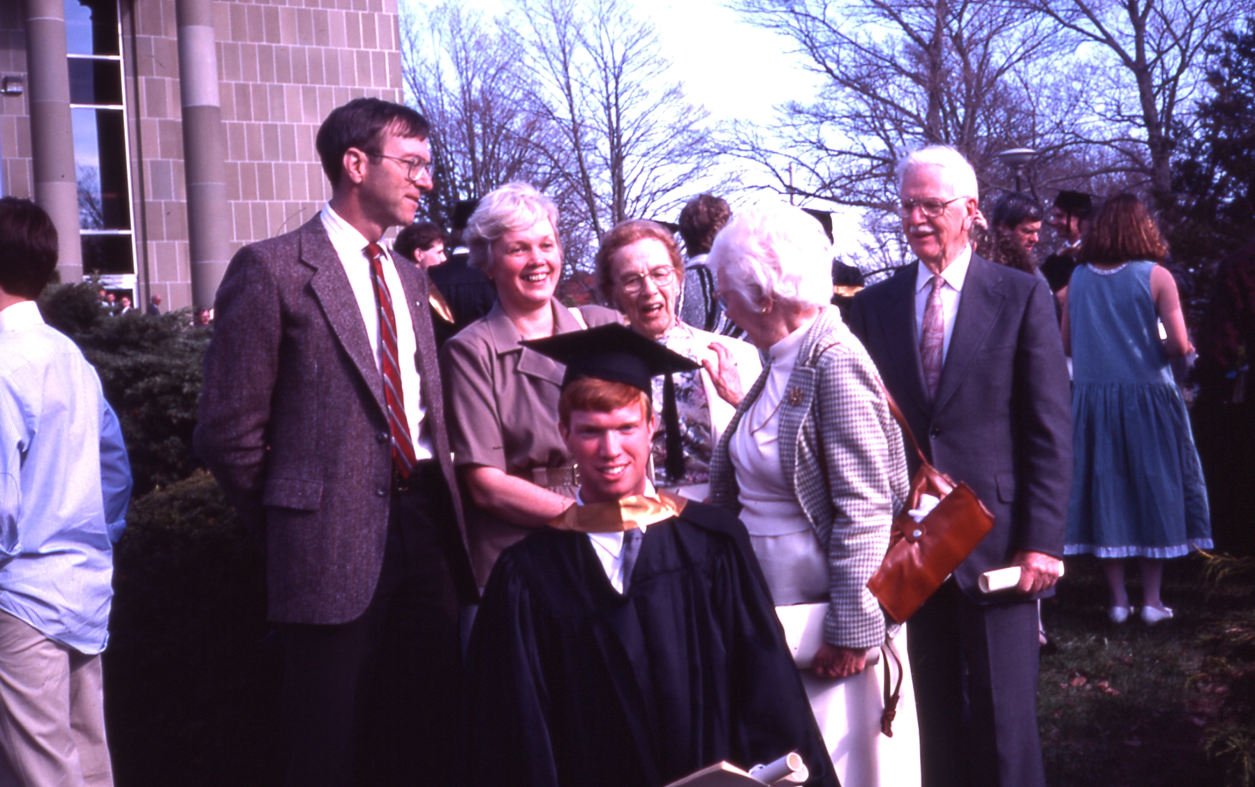 1988 05 #029 John's Family