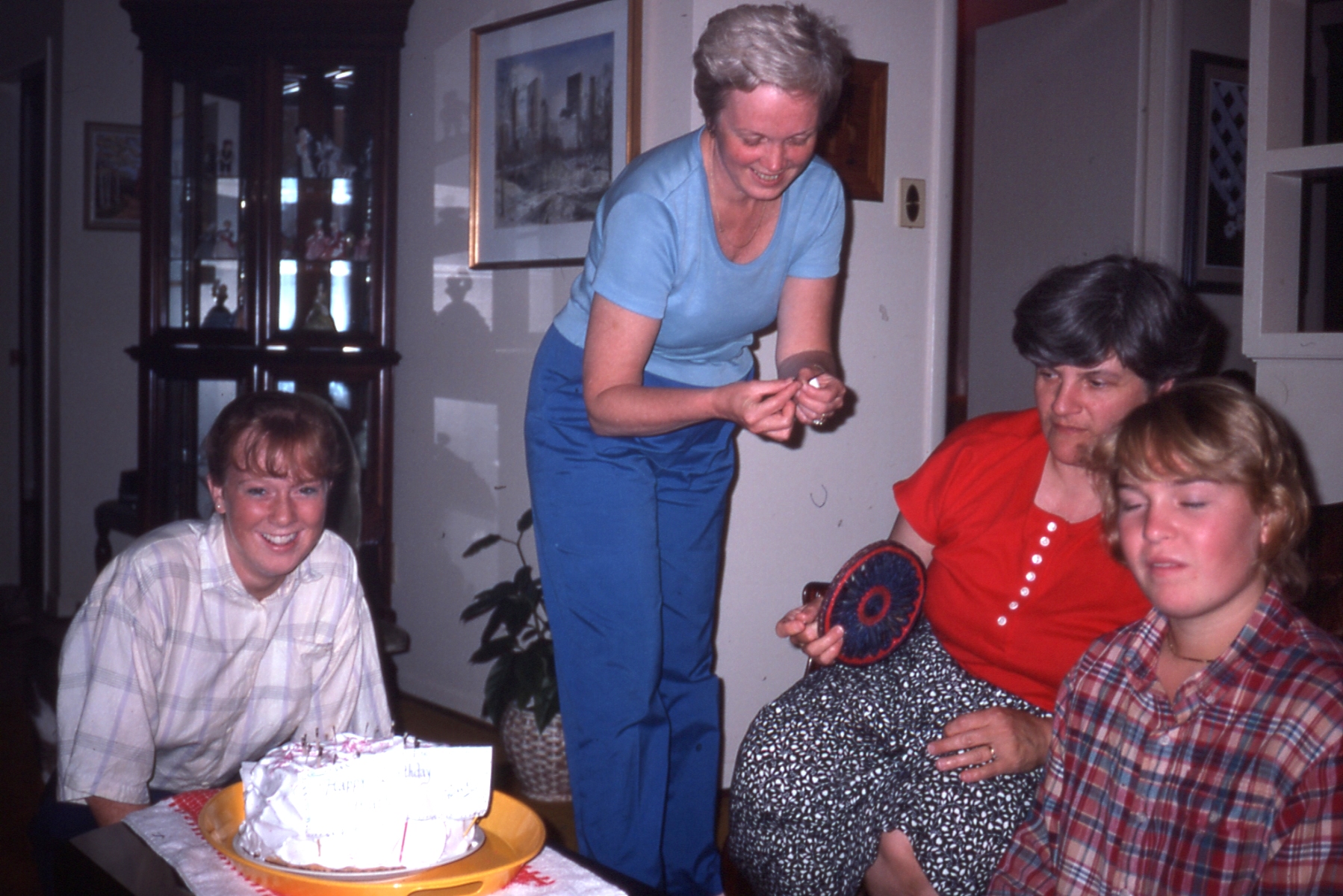 1988 08 #036 Heather, Sue, Joan, Becky