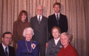 1989 12 #011 Family
