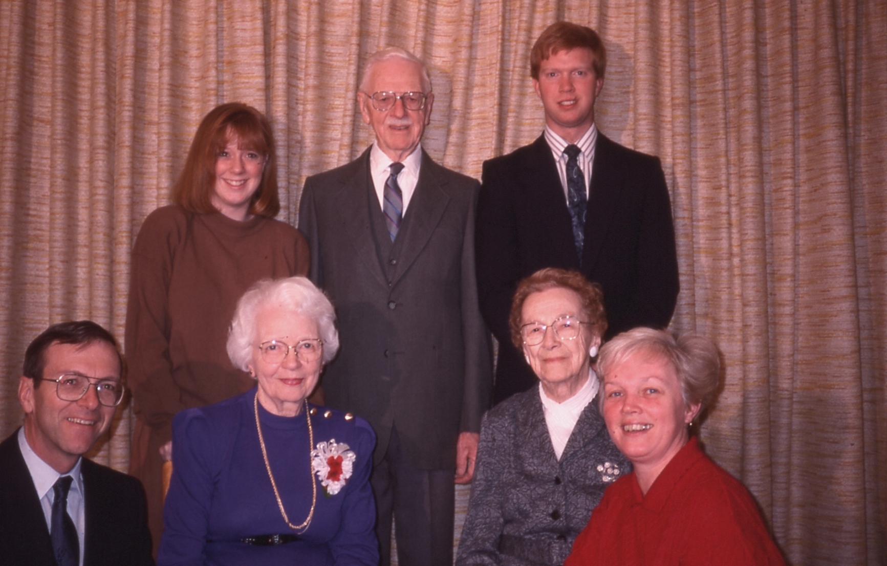 1989 12 #011 Family