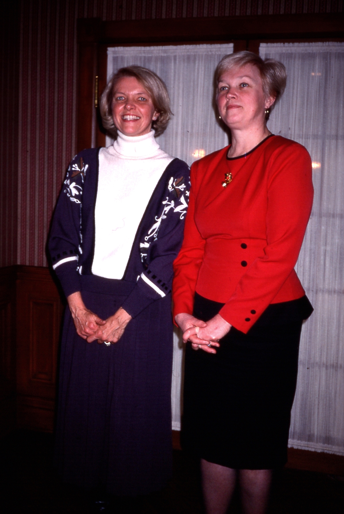 1991 12 #014 Faye, Sue