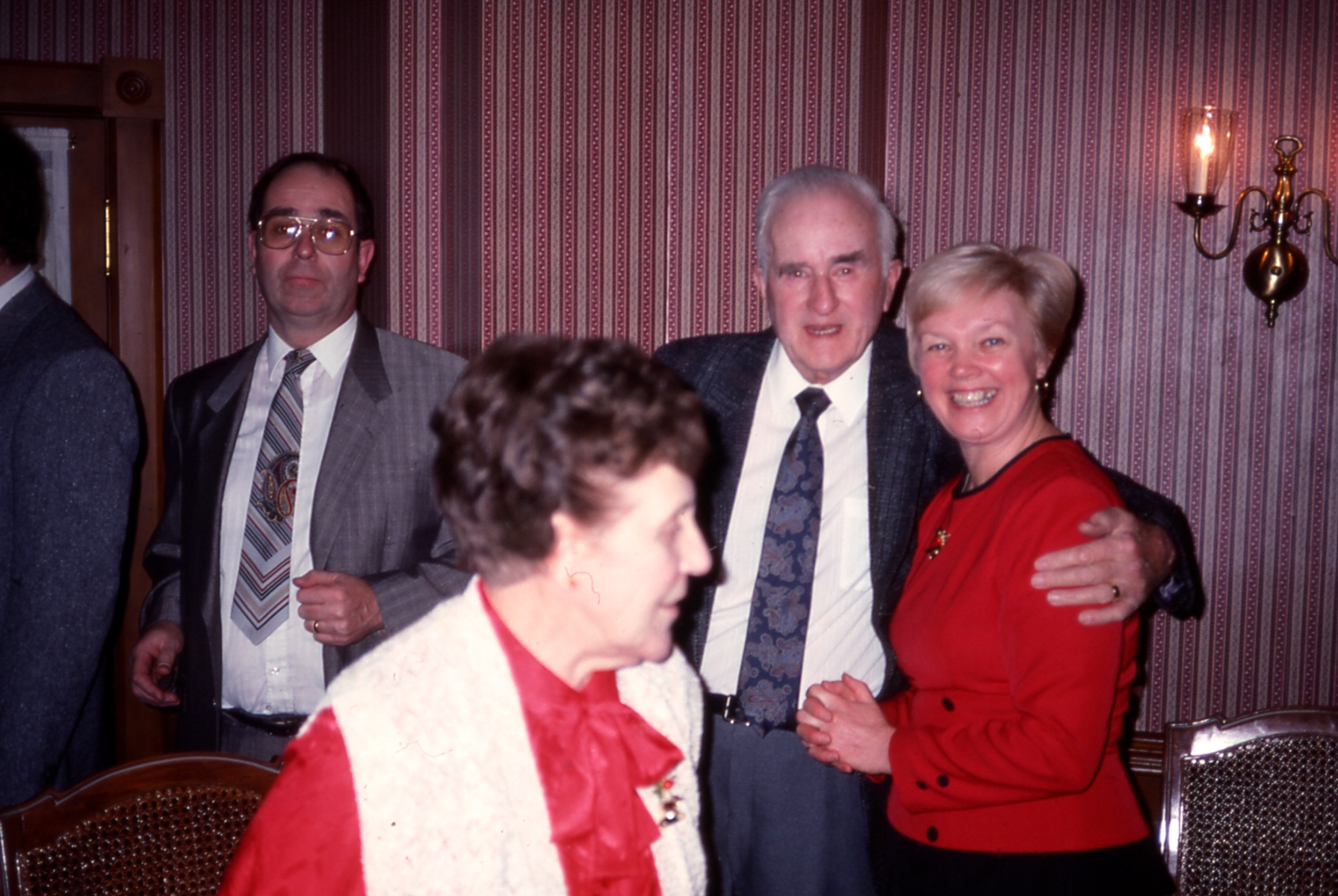 1991 12 #021 David, Grace, Bert, Sue