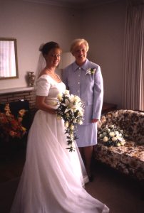 1998 09 #012 Heather, Sue