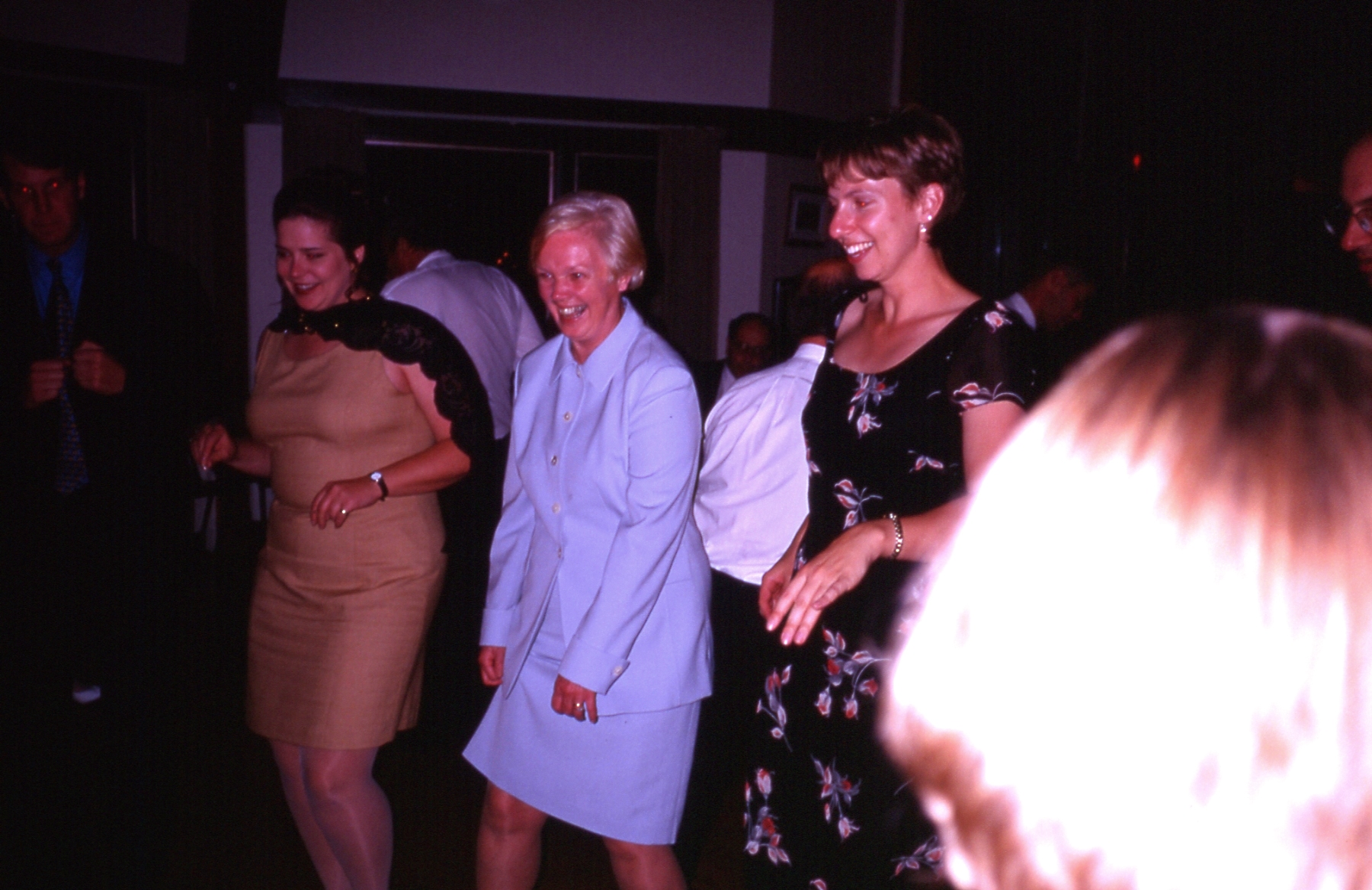 1998 09 #037 Dance